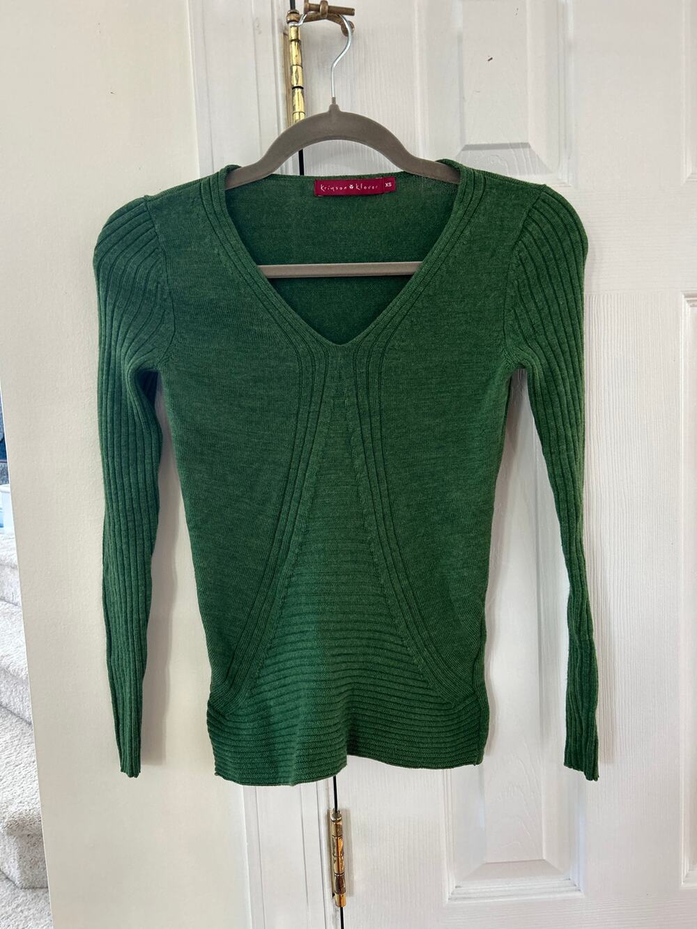Krimson Klover Green Wool Long Sleeve V-Neck Sweater